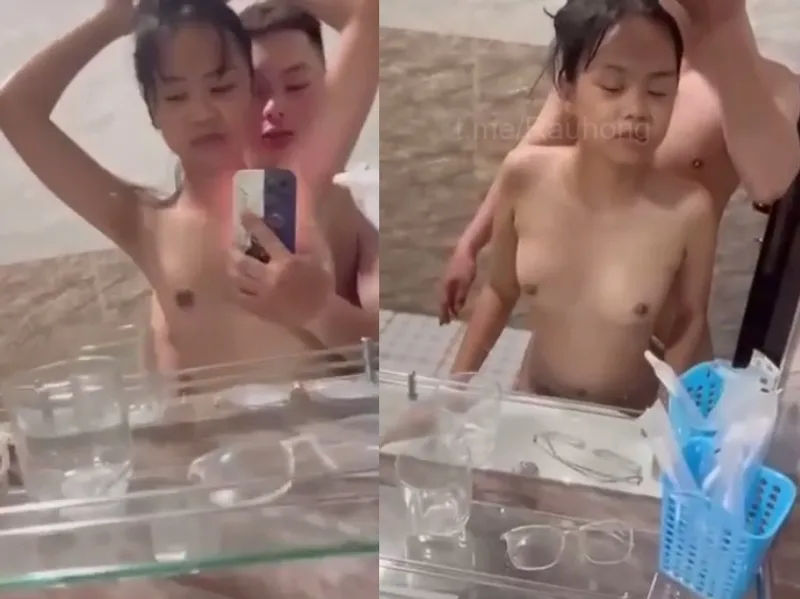 Thon gọn em cùng anh bồ làm tình trước gương quay kỉ niệm